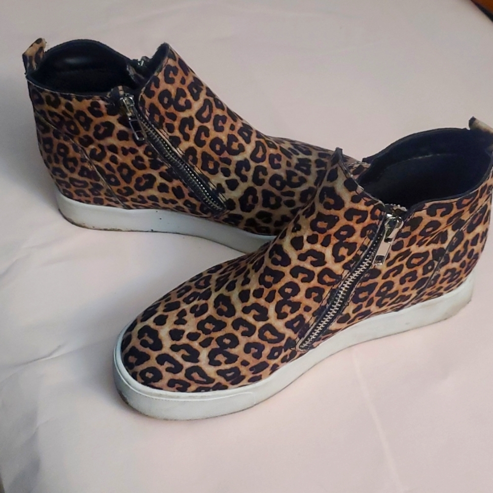 Leopard Print Wedge Sneakers Size 7.5